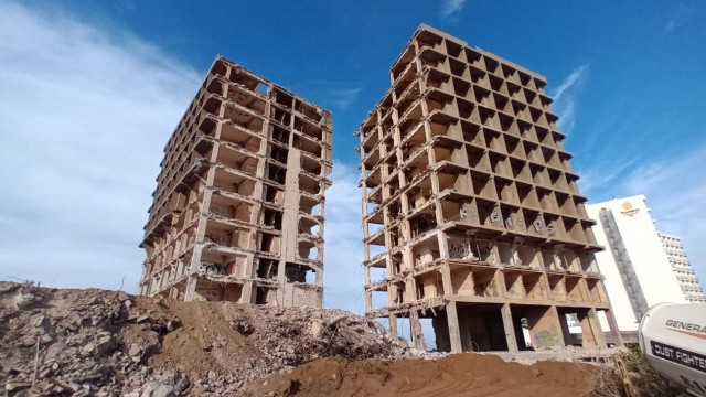 La 'estructura fallida' del hotel Lagomar vive sus últimas horas: 
