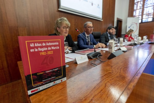 Así hemos crecido los murcianos en 40 años