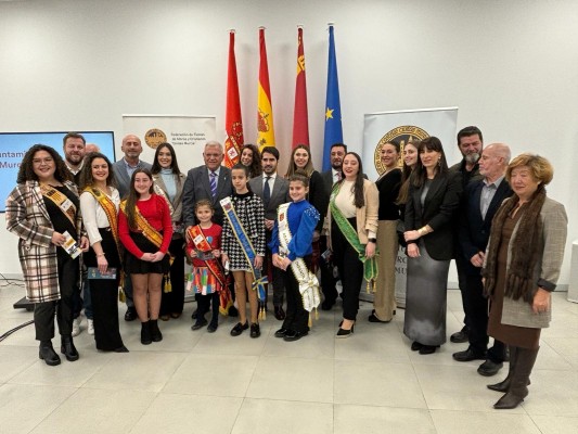 Los Moros y Cristianos de Murcia calientan motores para su  Medio Año Festero