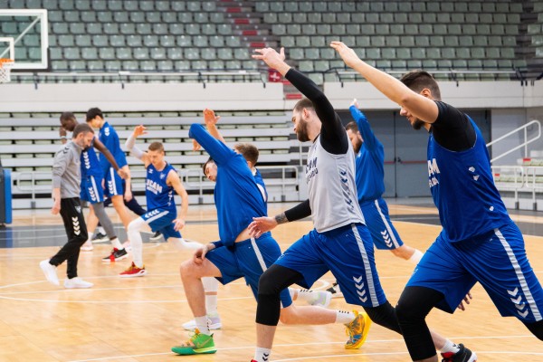 El UCAM CB vuelve a competir en Europa recibiendo al Hapoel Holon en el top 16 