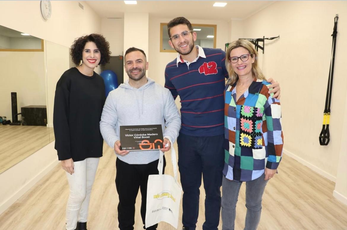 Quart de Poblet reconoce la labor del comercio local y da la bienvenida a los nuevos negocios