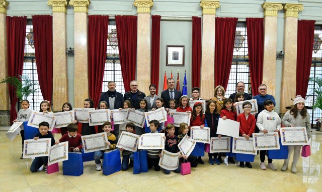 Murcia entrega los premios del concurso 'Dibuja tu Belén': estos son los ganadores