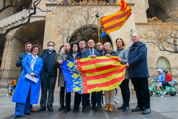 Juristes Valencians denuncia que PP y PSOE 