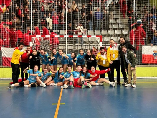 Las juveniles, séptimas, logran el mejor puesto de Murcia en un Campeonato de España