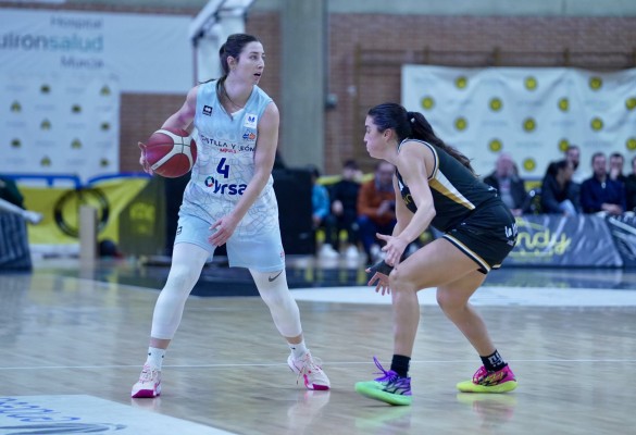 El Jairis cae ante el Perfumerías Avenida por 44-73 y sigue sin ganar con Anna Montañana