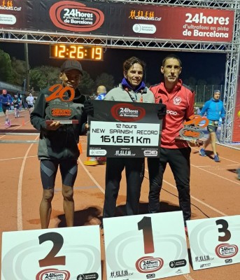 Juanra González gana las 24 Horas de Barcelona y Pedro Serna bate el récord mundial M50