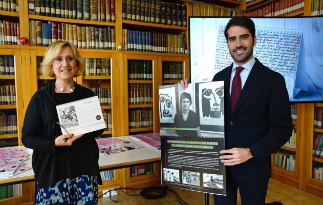 Mujeres extraordinarias de todos los tiempos protagonizan el calendario del Archivo Municipal de Murcia