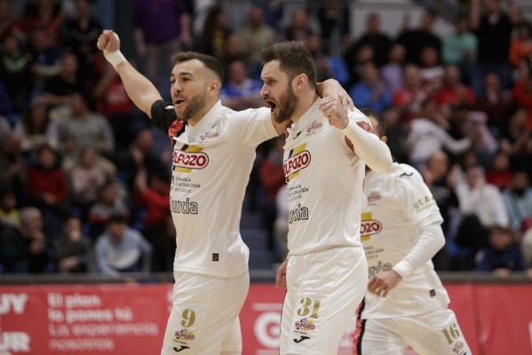 ElPozo golea en un partido redondo para ser segundo y cabeza de serie en la Copa