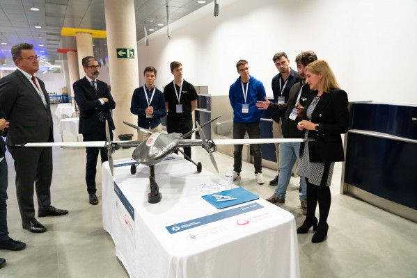 El aeropuerto de Castellón espera activar la incubadora espacial en septiembre de 2024 