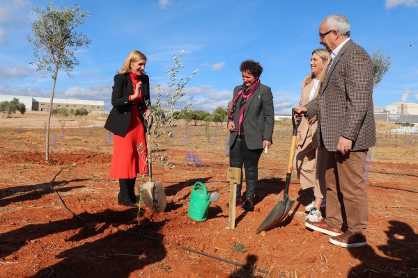 Onda inaugura su Bosque Olímpico poblado con más de 1.000 especies autóctonas de plantas