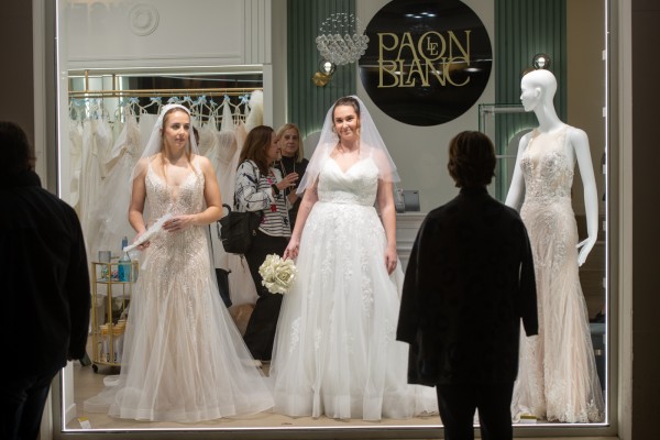 'Le Paon Blanc' refuerza la calle de las novias de Alicante con su primera boutique nupcial