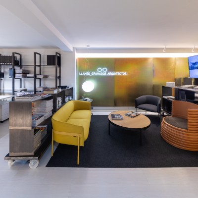 La oficina como espejo del arquitecto: Llanes_Granados estrena nueva sede en Murcia