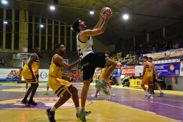 El Odilo gana en Mataró tras dos prórrogas (86-94) y sigue su pelea por liderar la LEB Plata
