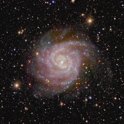 Utilizan tecnología desarrollada en la UPCT para ver galaxias a 10.000 millones de años luz


