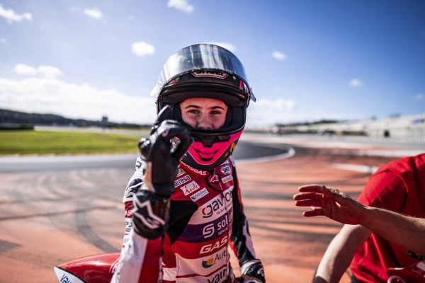 El murciano Máximo Martínez Quiles, primer piloto que repite título en la European Talent Cup 