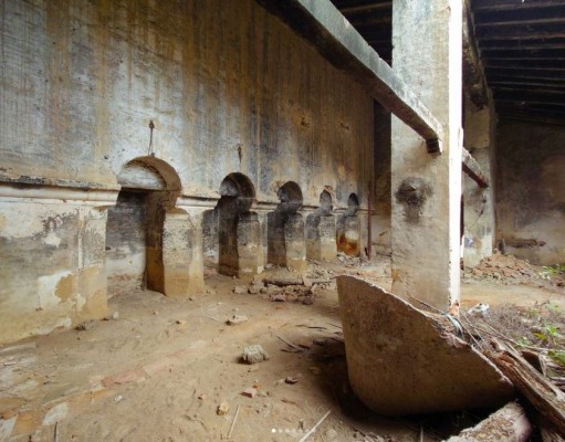 El explorador de ruinas Chembos revela los secretos del caserío 'Casa Blanca' de Murcia a través de sus fotografías