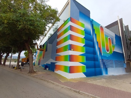 Estos son los tres nuevos murales que embellecen Alcantarilla y se suman a su museo de arte urbano