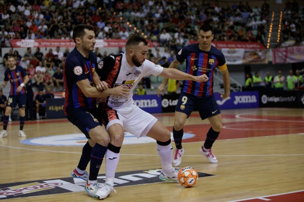 ElPozo cae frente al Barça víctima de un demoledor Catela y se queda sin el liderato que buscaba 