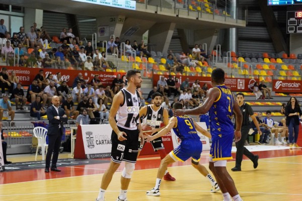 El Odilo Cartagena lidera el grupo Este de la LEB Plata tras arrollar al Alginet (80-59) 