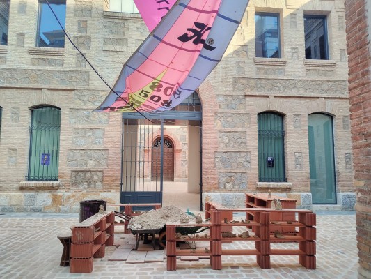 Mu-tantes acampa en la Cárcel Vieja para agitar sentidos y mentes con cuatro proyectos de arte experimental 