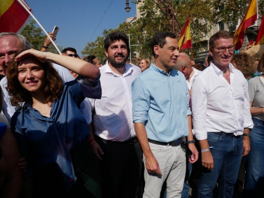 Miras y Antelo ponen la voz de la Región en la manifestación contra la amnistía en Barcelona