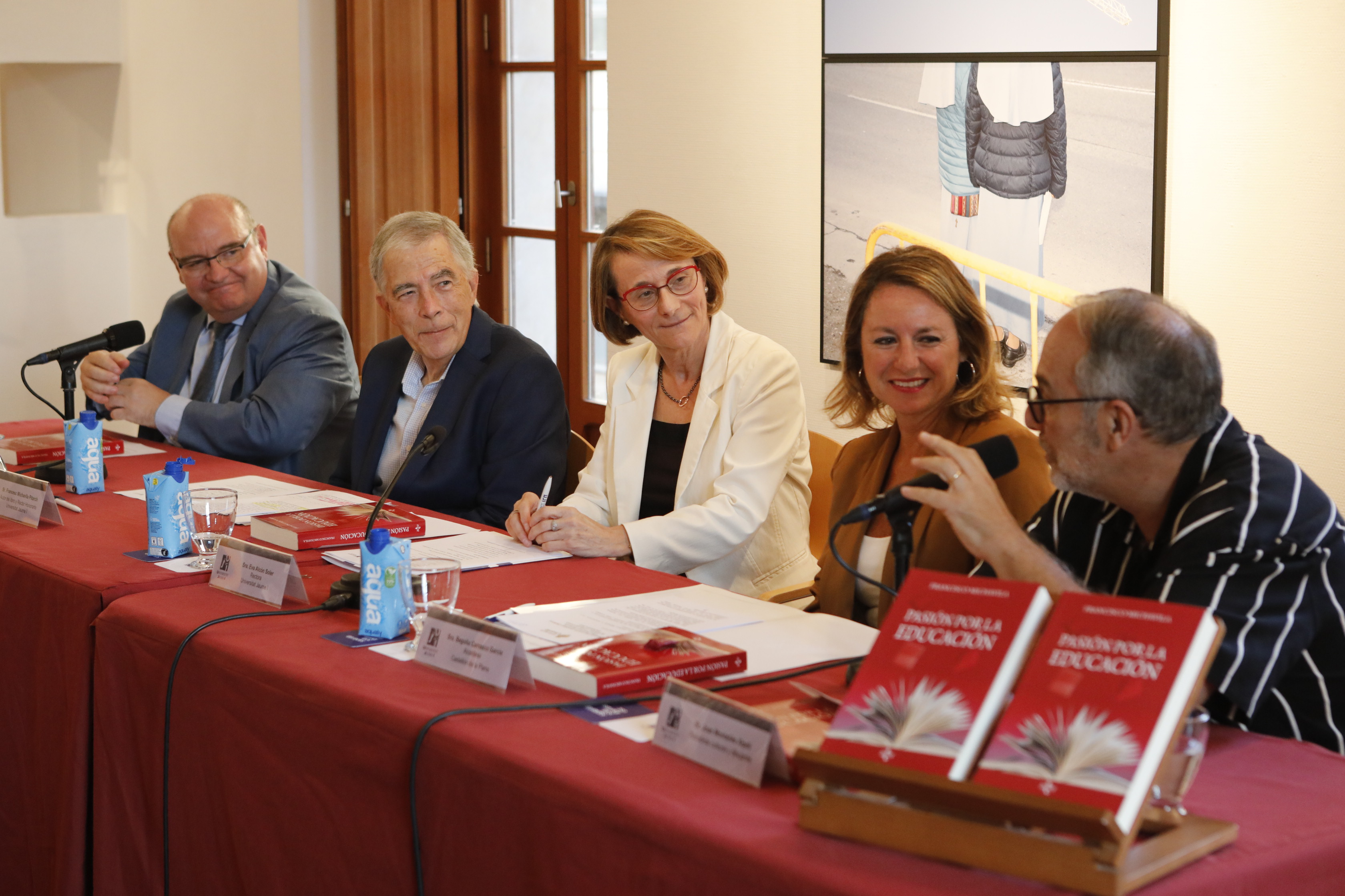 Michavila presenta 'Pasión por la educación', un relato sobre cuatro décadas de educación superior

