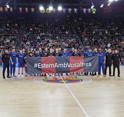 Valencia Basket rema para morir en la orilla en el Palau Blaugrana