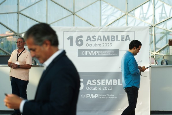 Rocío Cortés, alcaldesa de Requena, devuelve al PP la presidencia de la FVMP