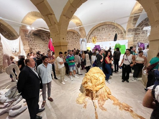Es la hora de Mu-tantes en Murcia: abre la puerta a sus 'Especies' con una exposición en Caballerizas