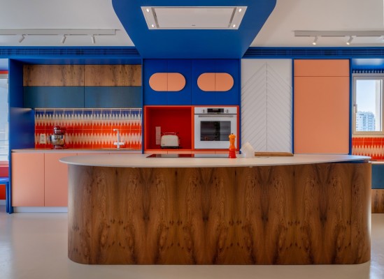La cocina con sello murciano que enamora en Instagram: así es esta original reforma de un piso en Benidorm 