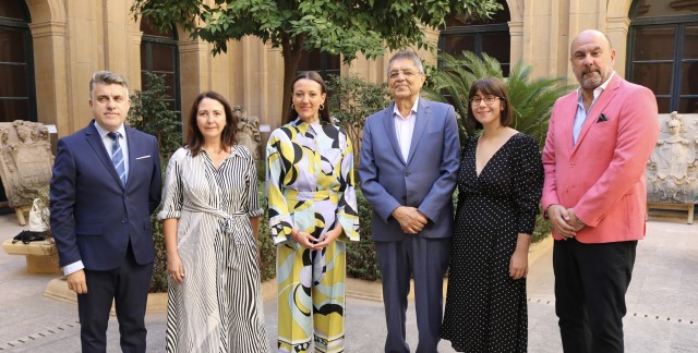 El escritor nicaragüense Sergio Ramírez, premio ExLibris: 