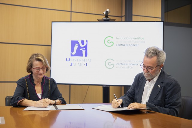 La AECC y la UJI firman el convenio de la segunda beca predoctoral, que estudiará el glioblastoma