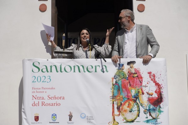 El pregón de Rebeca Martínez Herrera da el pistoletazo de salida a las fiestas de Santomera