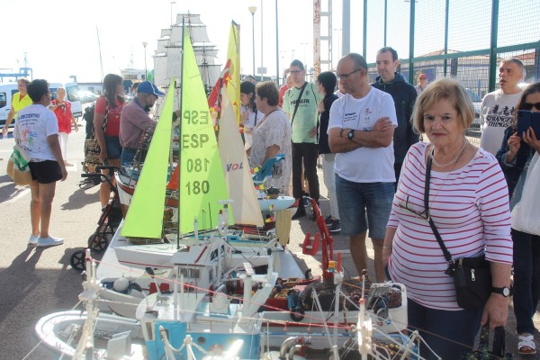 El XV Encuentro 'Un mar para todos' de Cocemfe y RCN Castelló reúne a más de 300 personas