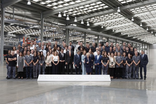 El Rey Felipe VI conmemora en Vila-real los 50 años de Porcelanosa