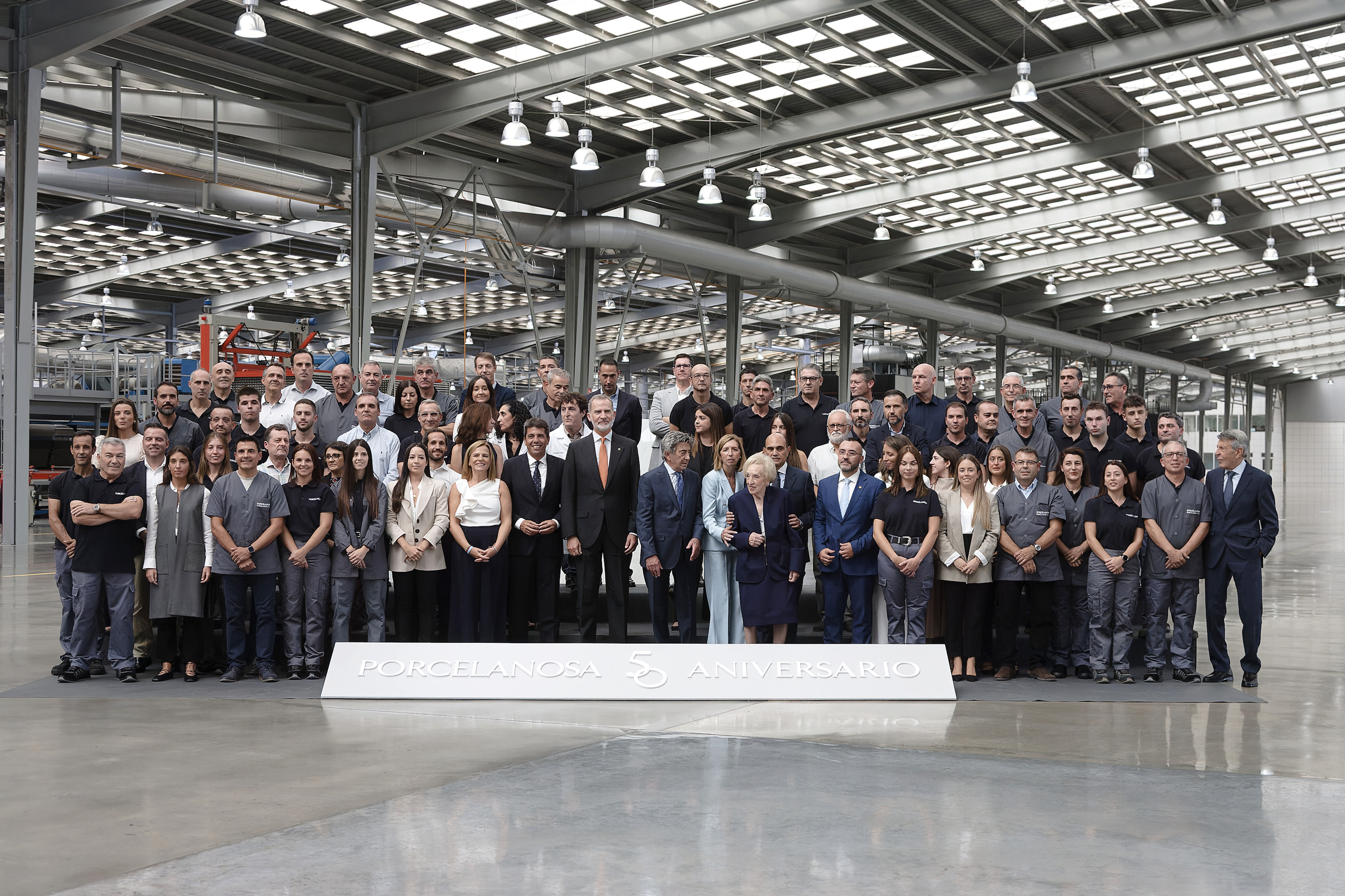 El Rey Felipe VI conmemora en Vila-real los 50 años de Porcelanosa