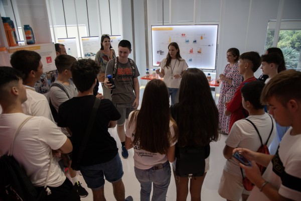 Visita a Repsol Cartagena y Foro Romano de los alumnos del Colegio Nuestra Señora del Carmen de La Unión, ganadores de los Premios Zinkers 2023 