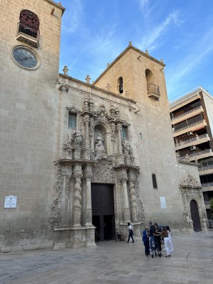 Historia de la basílica de Santa María de Alicante 
