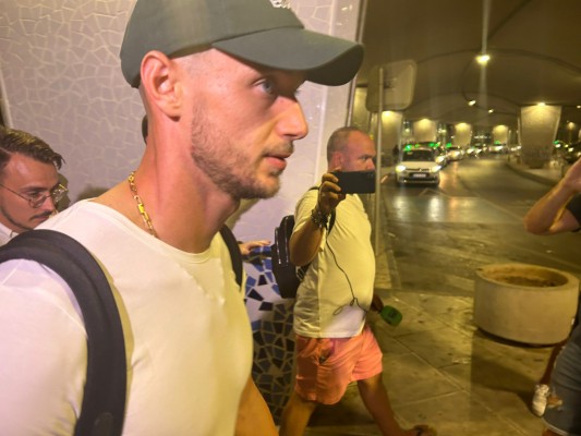 Roman Yaremchuk ya está en Valencia para cerrar su cesión