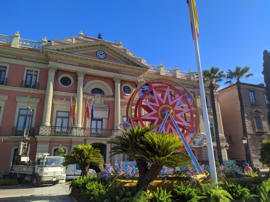 Murcia inicia su Feria con la bajada de la Fuensanta y la apertura de las atracciones de La Fica