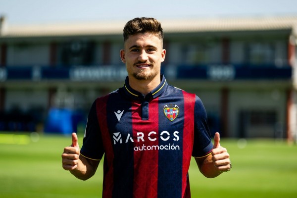 Iván Romero y Carlos Álvarez ya son del Levante