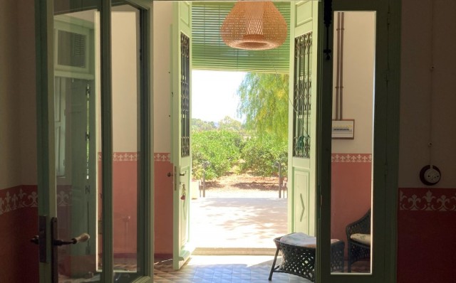 El renacer de una casa solariega en el Campo de Cartagena: el encanto de lo antiguo con rincones exquisitos