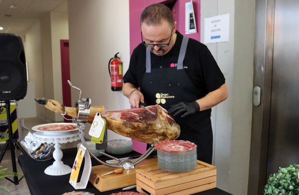 La Feria Gastronómica de Las Torres contará con 11 establecimientos y ofrecerá tapa más bebida por 3'50 euros

