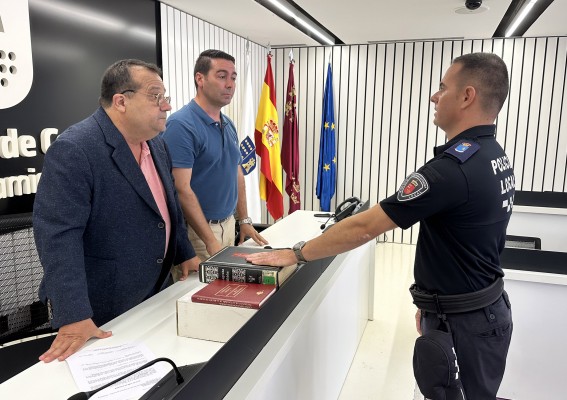 La Policía Local de Las Torres de Cotillas cuenta desde este miércoles con dos agentes más