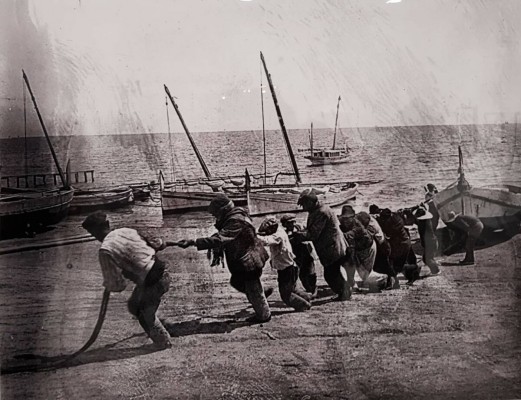 Los Alcázares viaja al pasado del Mar Menor con una exposición de fotografías del siglo XIX y principios del XX