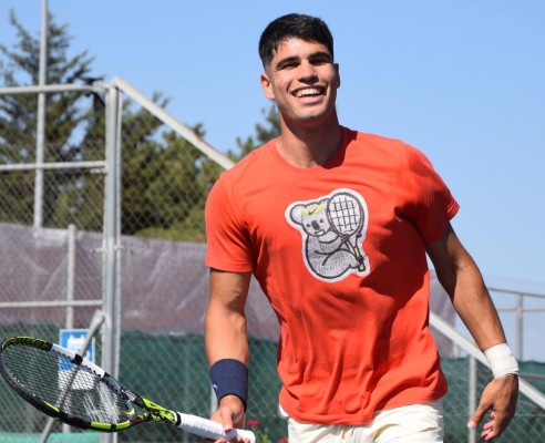 Alcaraz no se cruzará en Toronto con Djokovic, baja, y puede distanciar al serbio en el ranking ATP

