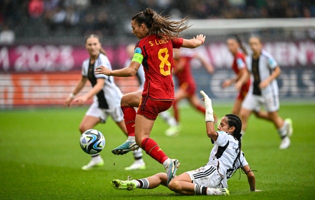 Silvia Lloris mantiene su idilio con España y suma otro título europeo sub-19 al mundial sub-20