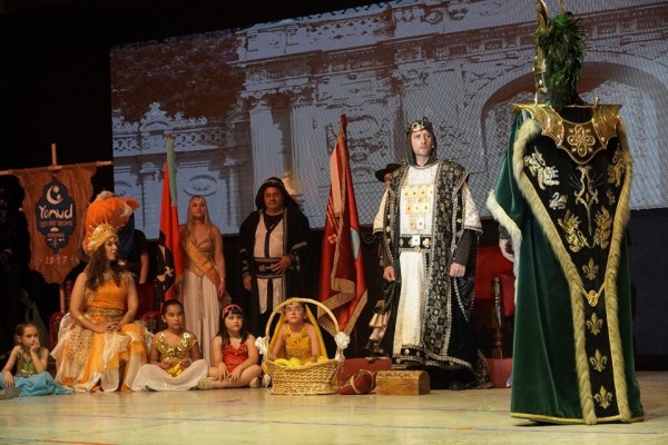Las Fiestas de Moros y Cristianos de Santomera se superan y atraen a un 20% más de público