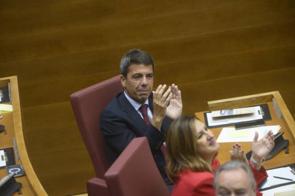 Directo: Pleno de investidura de Carlos Mazón en Les Corts