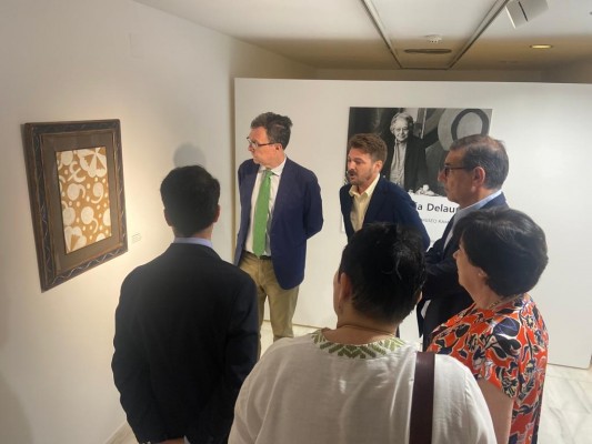 Obra inédita de la artista Sonia Delaunay llega al Museo Gaya, que abre sus puertas a la cultura ucraniana